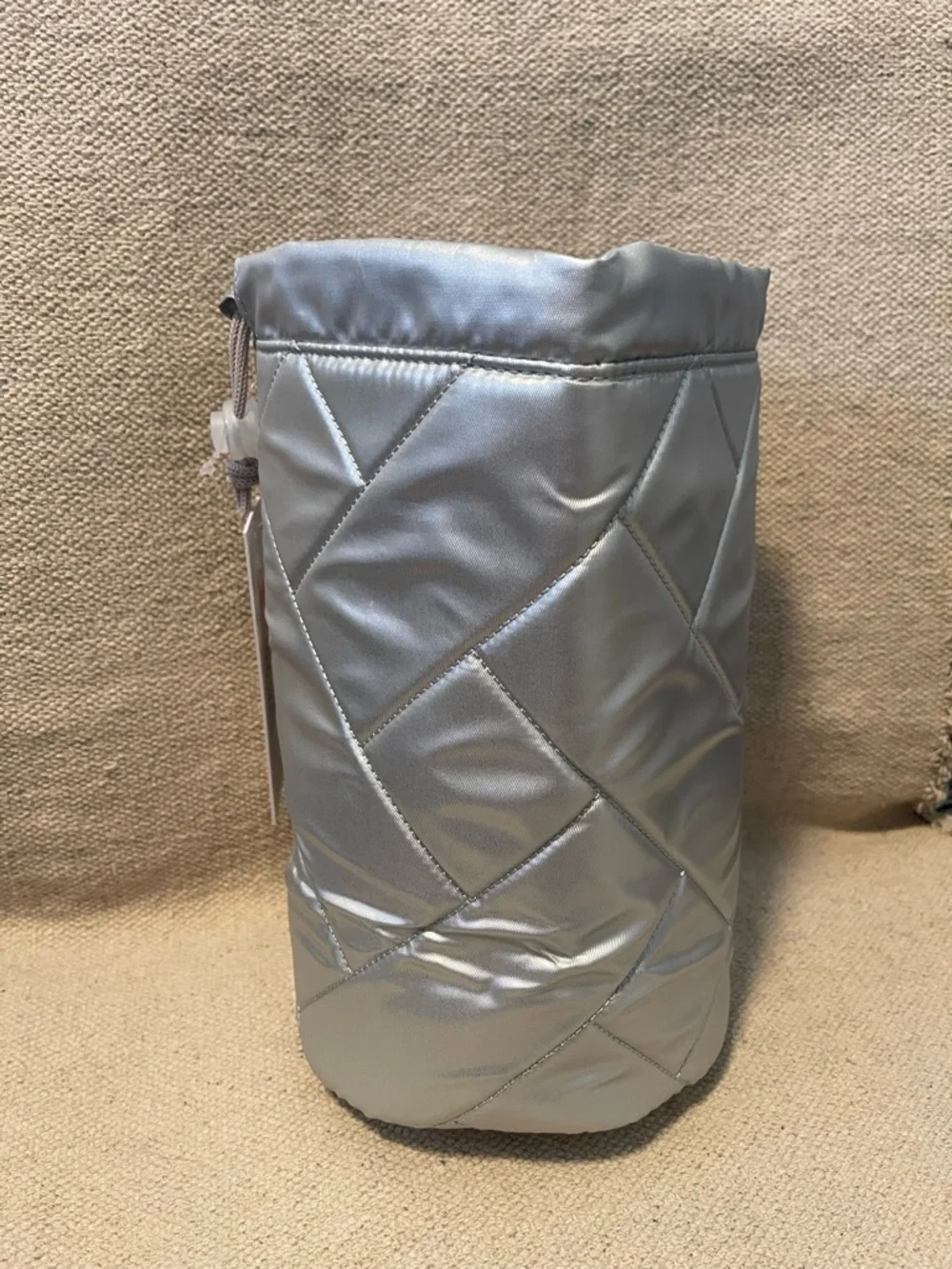 Lug Tumbler in Silver - NWT - Picture 3 of 9